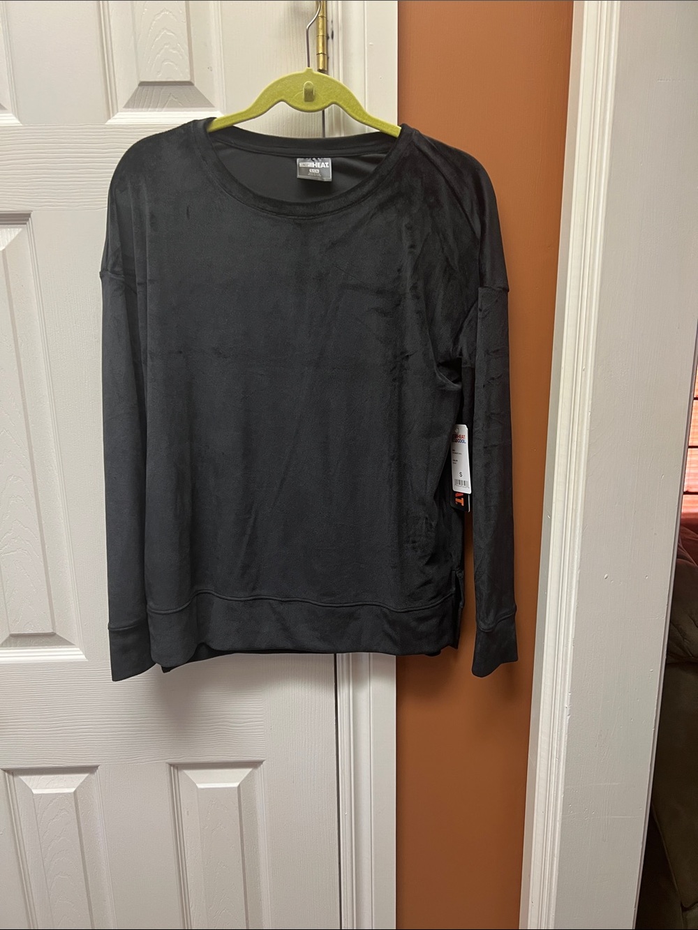 32 Degrees Men's Black Crewneck Pullover Sweater